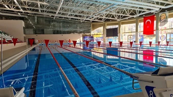 Giresun Olimpik Yüzme Havuzu Rehberi |  Yüzmekolik — Giresun yüzme havuzu