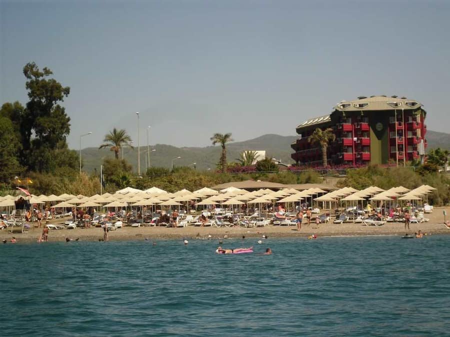 Aydınbey Otel Plajı — Antalya, Alanya