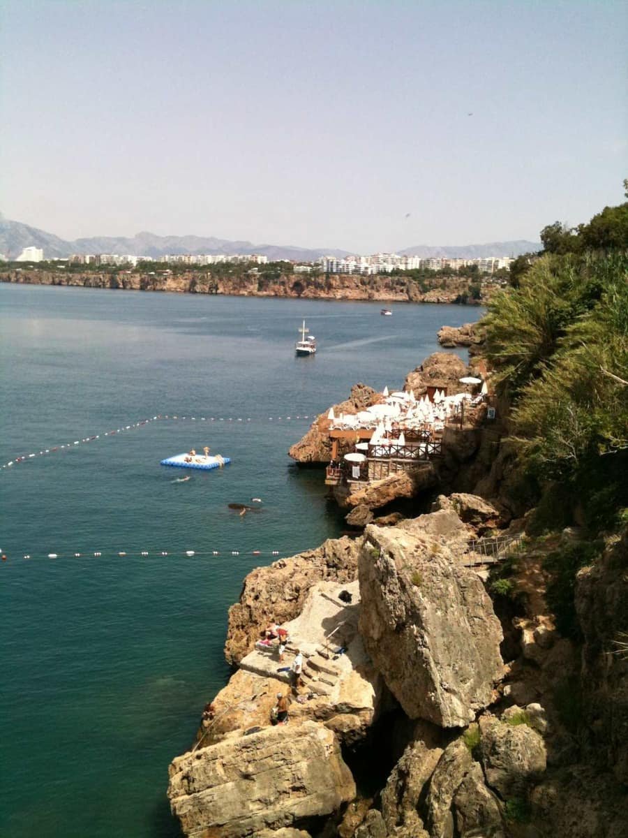 Divan Antalya Otel Plajı — Antalya, Muratpaşa