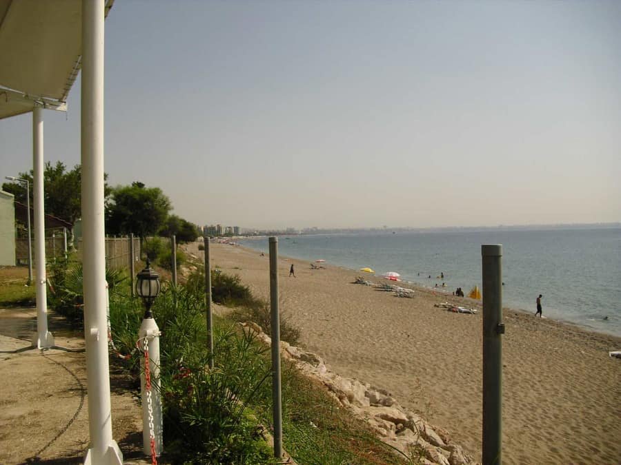 Dlh. Dın. Tes. Önü — Antalya, Konyaaltı