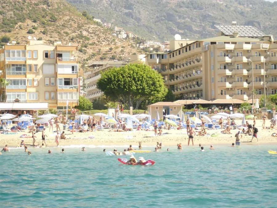 Kleopatra Beach Otel Plajı — Antalya, Alanya