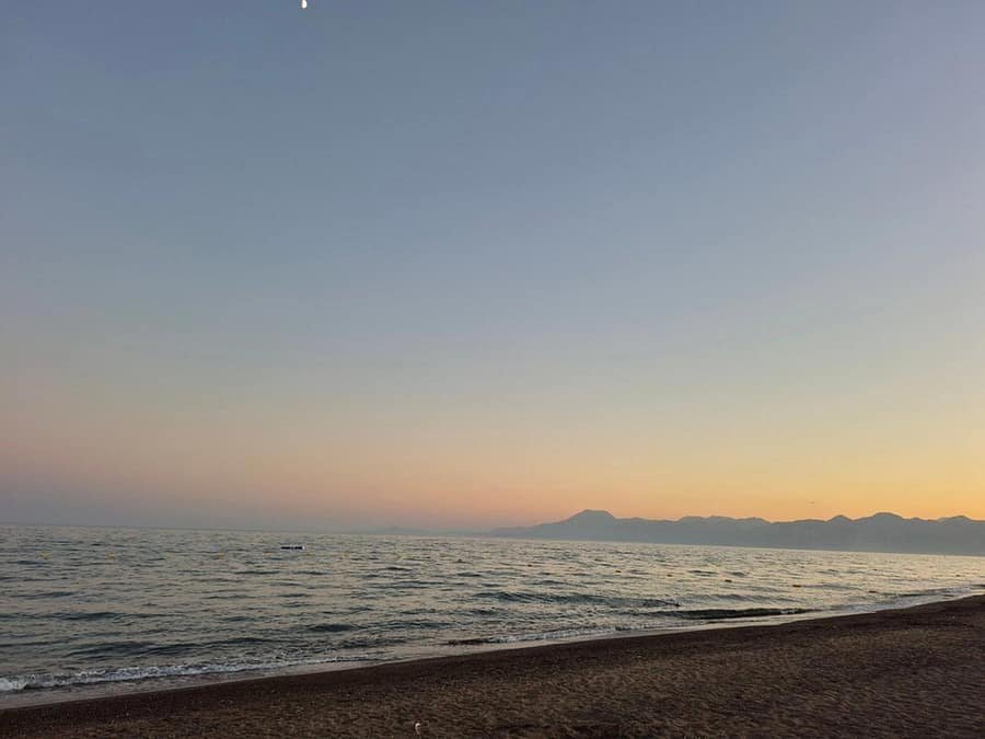 Lara Beach Trt Kampı — Antalya, Muratpaşa
