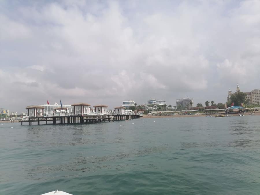 Liberty Otel Plajı — Antalya, Aksu
