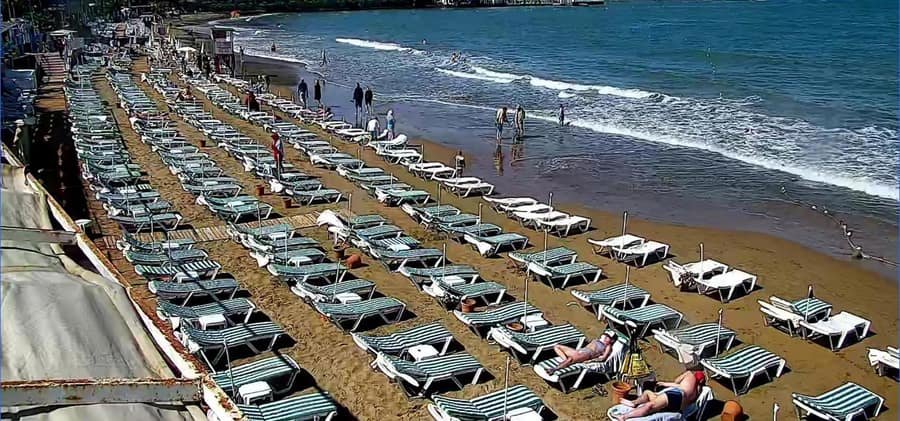 Lonıcera Otel Plajı — Antalya, Alanya
