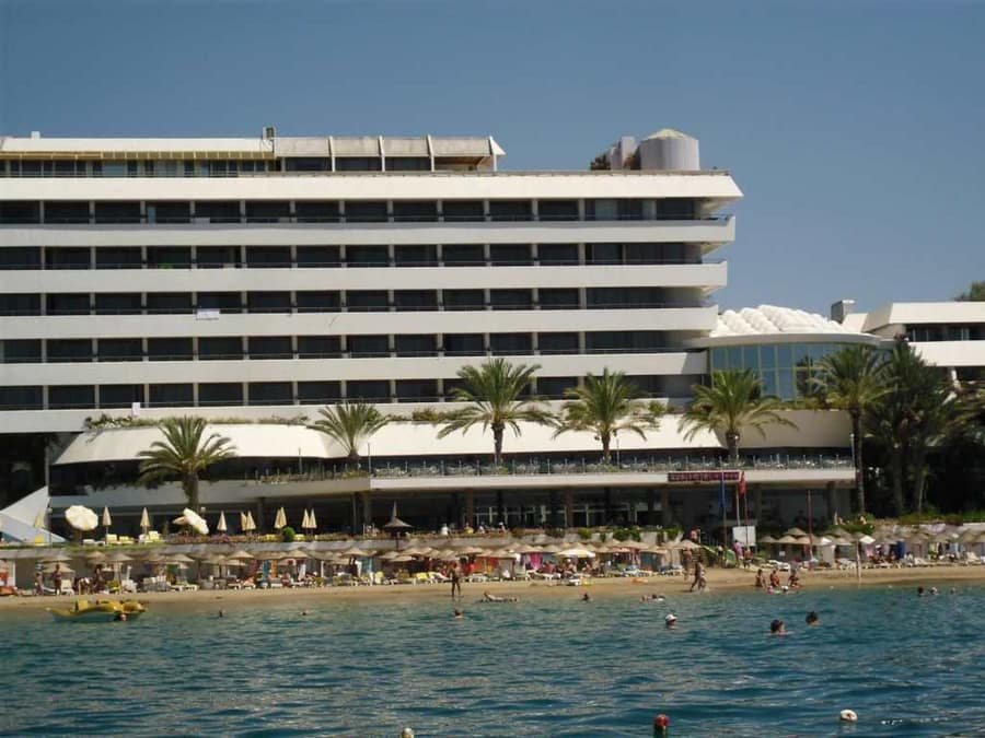 Rubı Otel Plajı — Antalya, Alanya