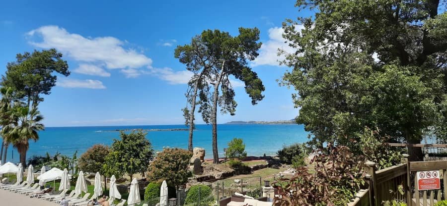 Wome Otel Plajı — Antalya, Alanya