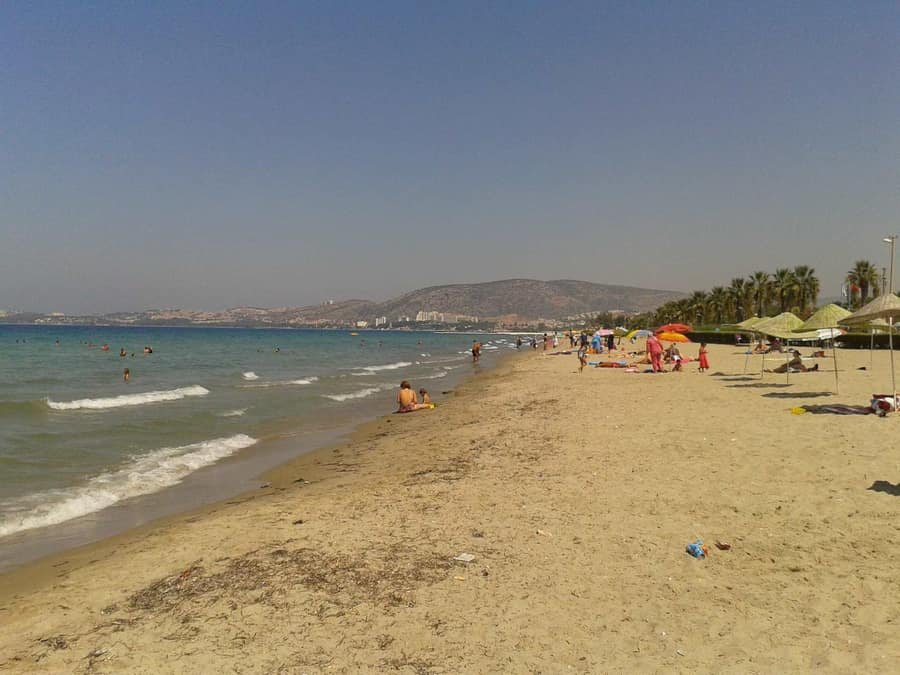 Zıtur Sitesi Plajı — Aydın, Kuşadası
