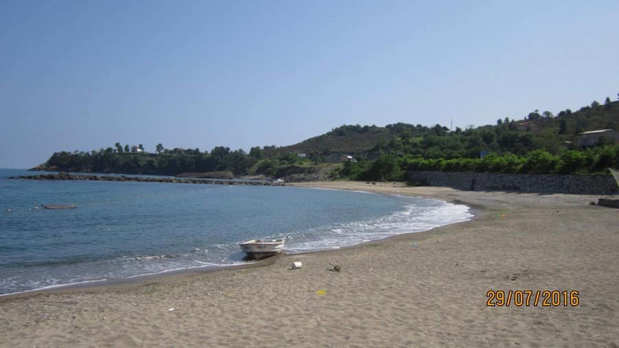 Kaynarca Aıle Plajı — Giresun, Tirebolu