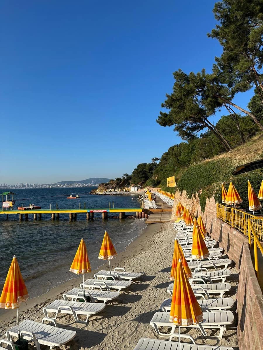 Değirmenburnu Tabiat Parkı Plajı — İstanbul, Adalar