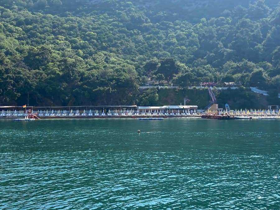 Halik Koyu Eskibag Mesire Alanı Halk Plajı — İstanbul, Adalar