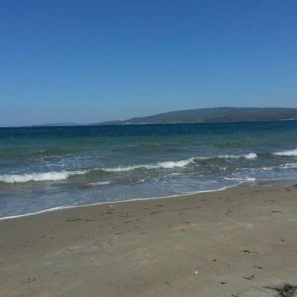 Gülbahçe Sevgi Yolu Plajı — İzmir, Urla