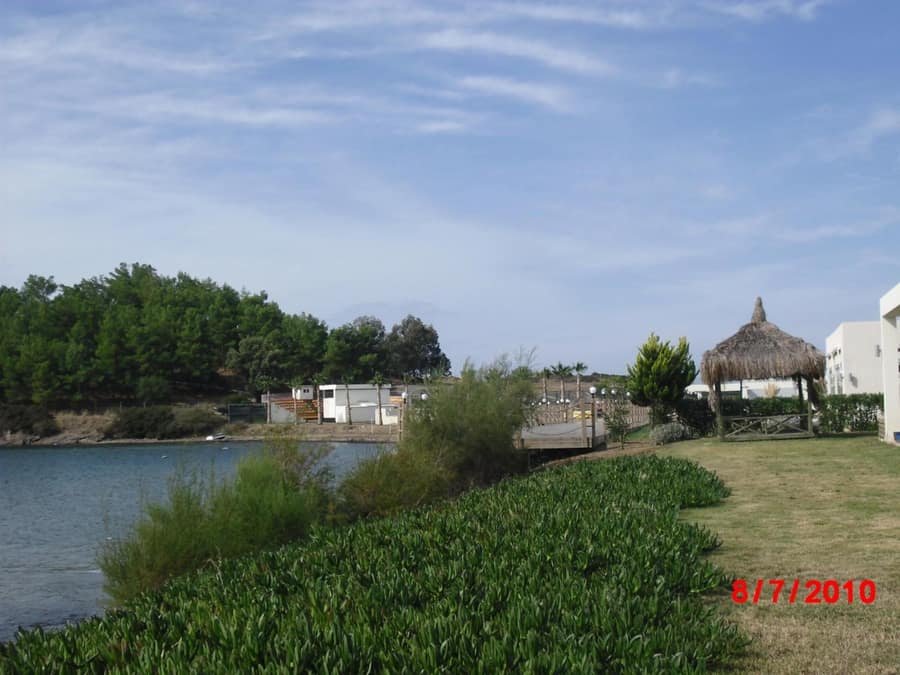 Maxima Paradise Resort Plajı — İzmir, Menderes