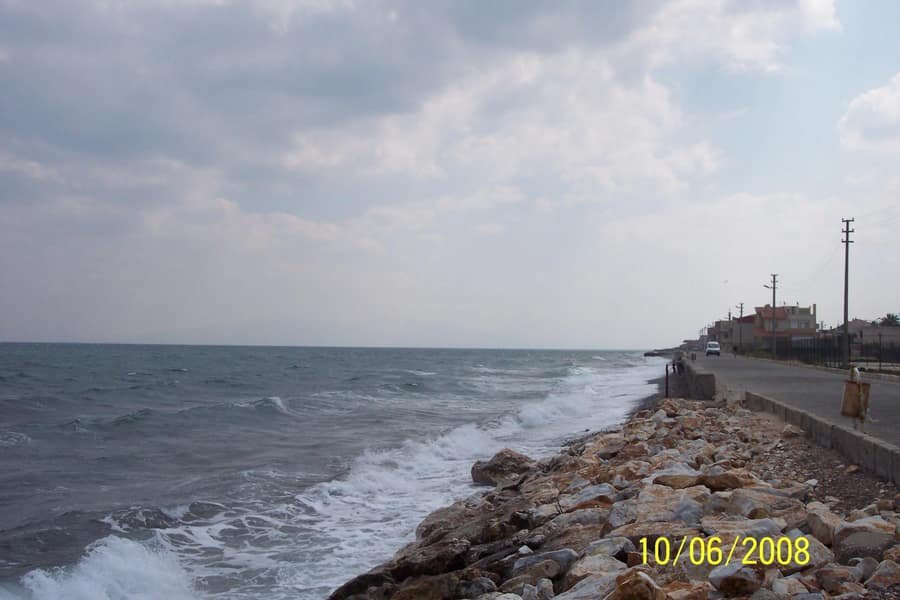 Zeytinalanı Mahallesi Merkez Plajı — İzmir, Urla