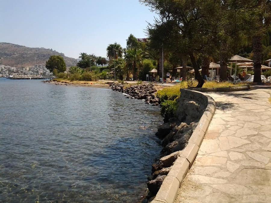 Cennetevleri ve Cape Bodrum Beach Otel Plajı — Muğla, Bodrum